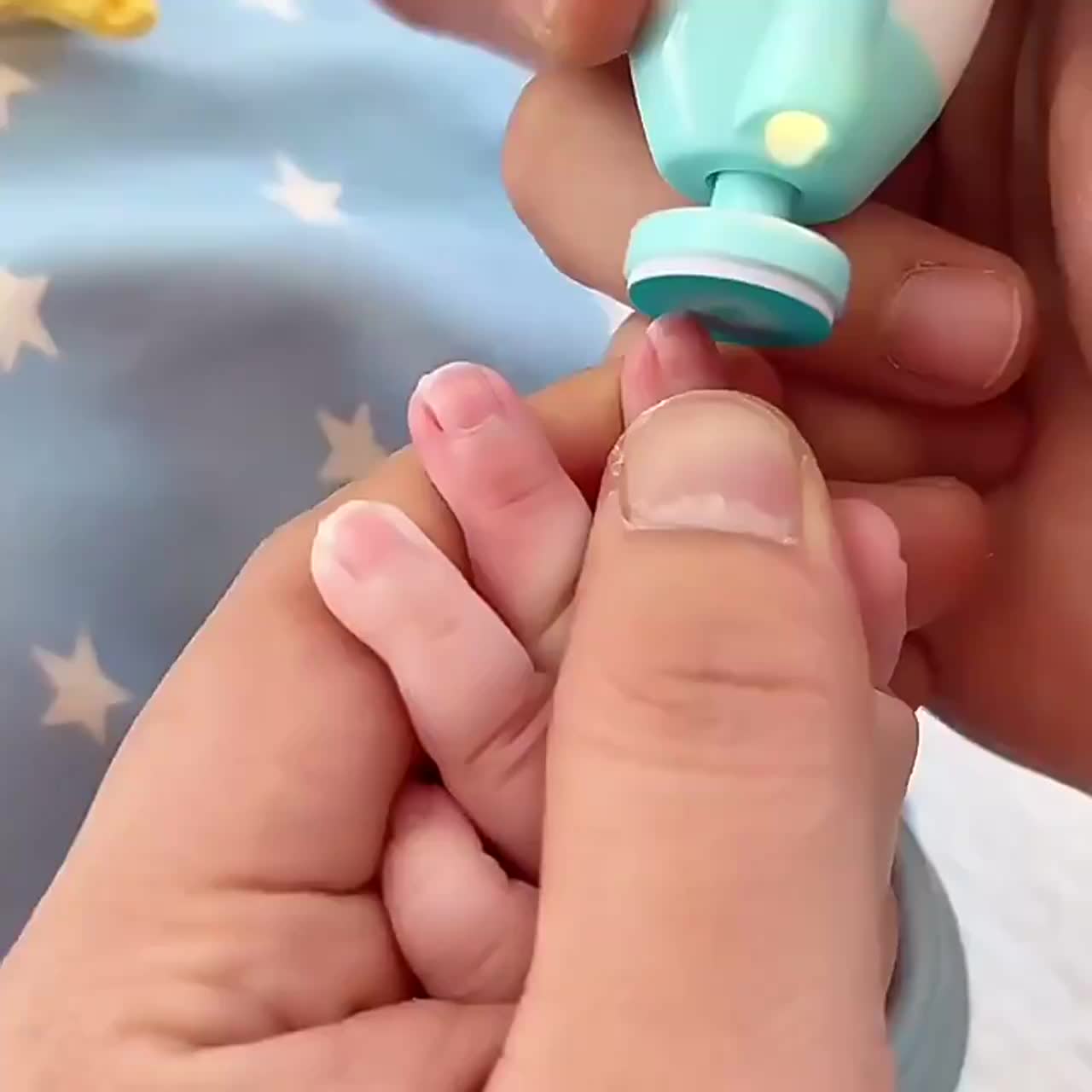 6 in 1 Baby Nail Trimmer Portable Electric Baby Manicure Pedicure Nail Clippers Infant Newborn Baby Nail Cutter with LED Light